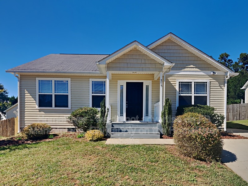 Kernersville House: 515 Creekview Dr