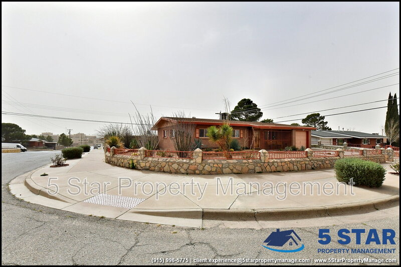 El Paso House: 7830 Basswood Ave