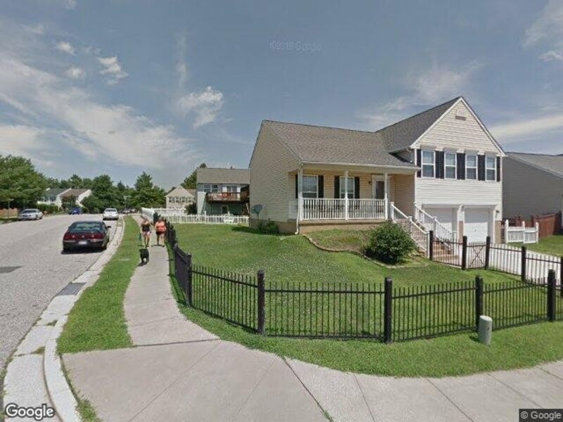 Middle River House: 9 Snug Lagoon Court