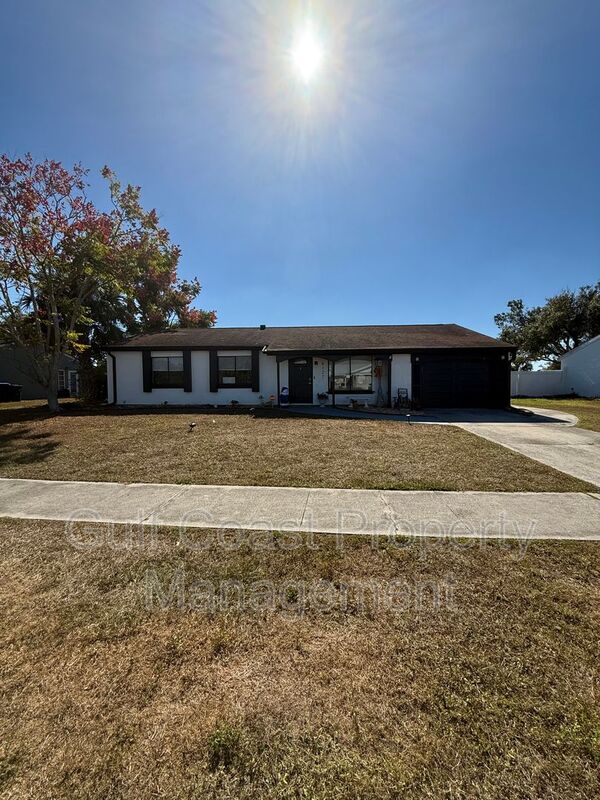 North Port House: 8127 Chesebro Ave