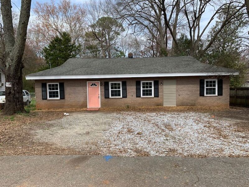 Greenville House: 39 N. Haven Drive