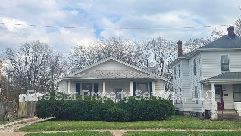 Springfield Condo: 1104 S 11th St A