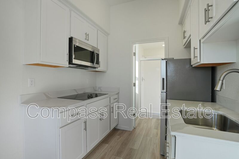 Castro Valley Condo: 3814 Norbridge Ave