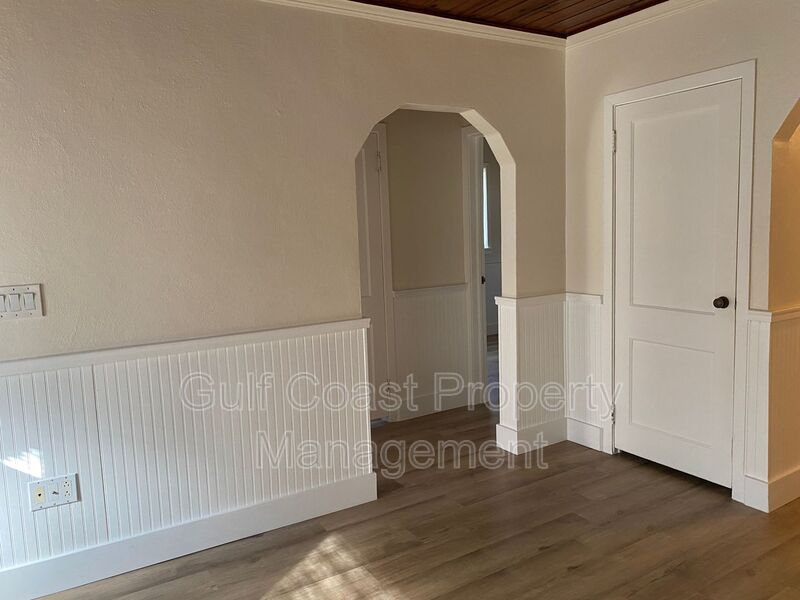 571 Olive Street Unit A FL 34223 - Photo 3