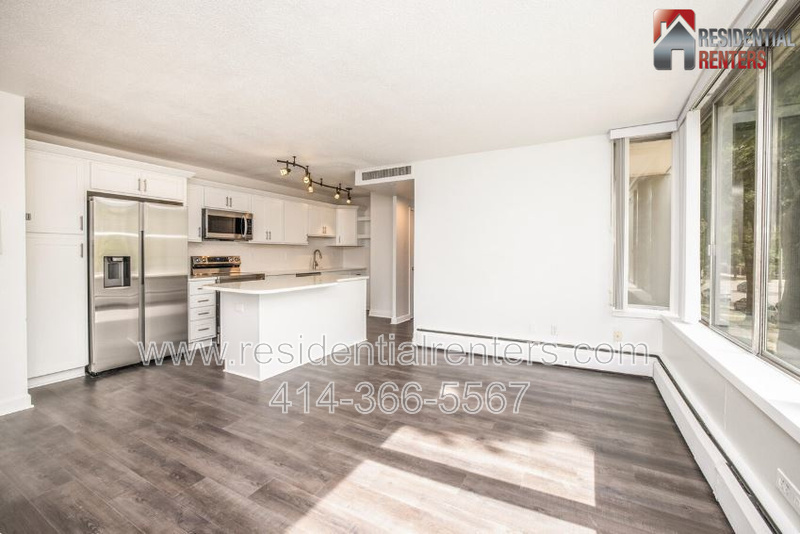 Milwaukee Condo: 1409 N Prospect Avenue