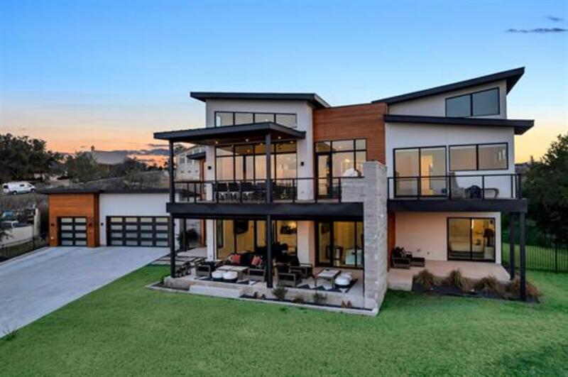 Horseshoe Bay House: 207 Kites Court
