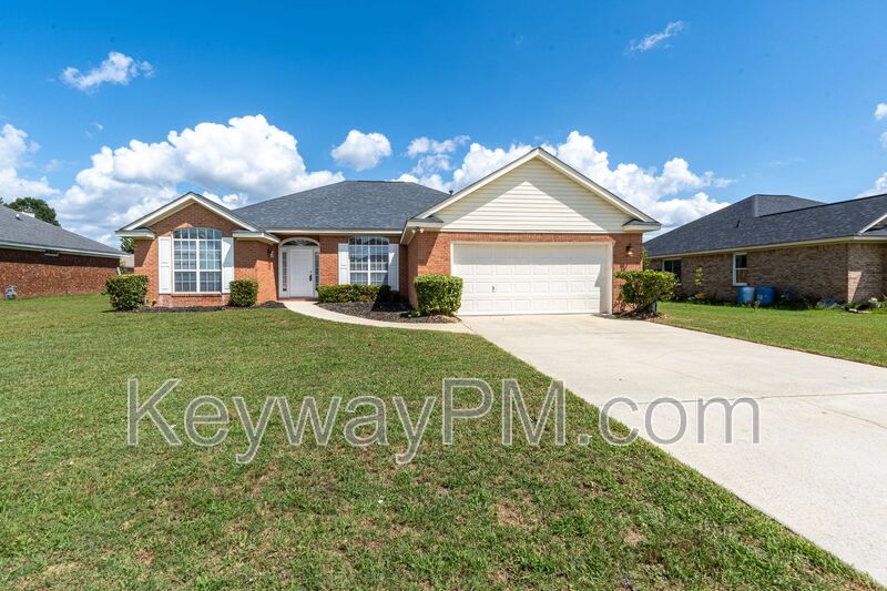 Grovetown House: 224 Taylor Circle