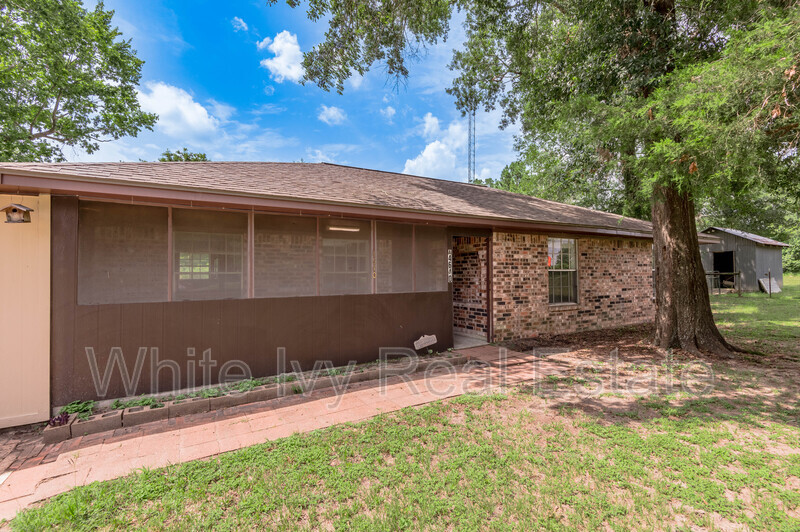 3 Bedroom Multi-Family Home – 4640 FM 1374 Unit A A, Huntsville, TX