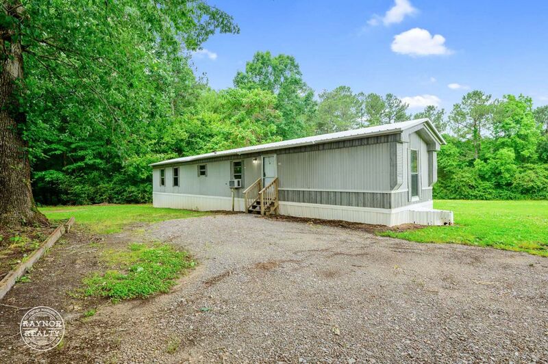 Louisburg House: 121 Wood Church Road
