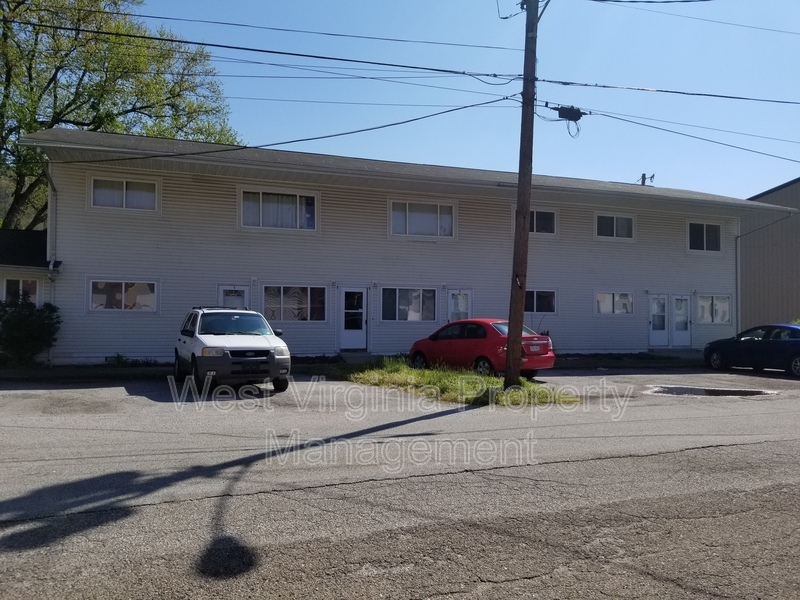 East Bank Condo: 130 Elm Street