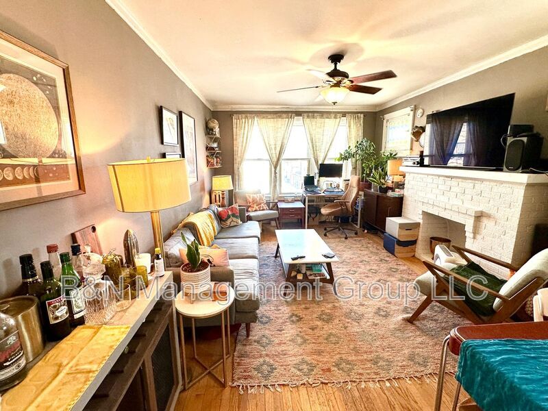 Chicago Condo: 1719 W. Ainslie