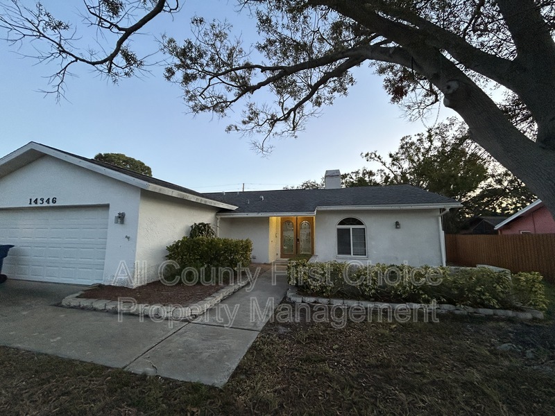Seminole House: 14346 90th Ave N