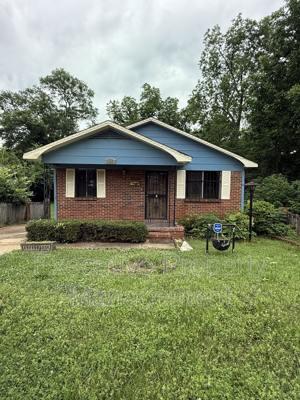 Birmingham House: 2005 Dawson Avenue