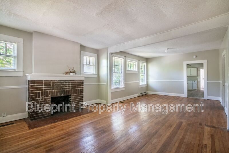 Birmingham House: 1521 Graymont Avenue West