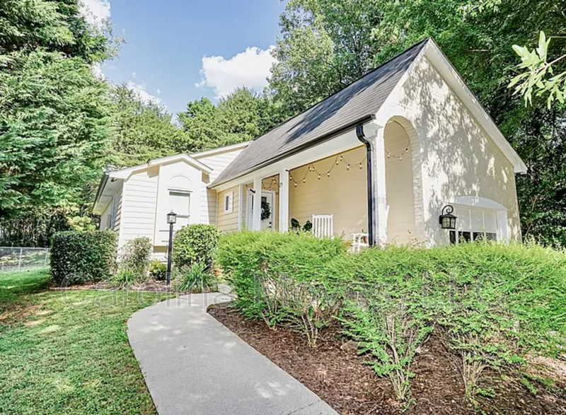 Greenville House: 25 Venning Court