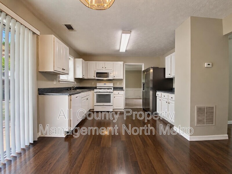 Main Rental Photo 4