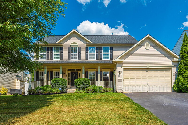 Walkersville House: 104 Capricorn Road