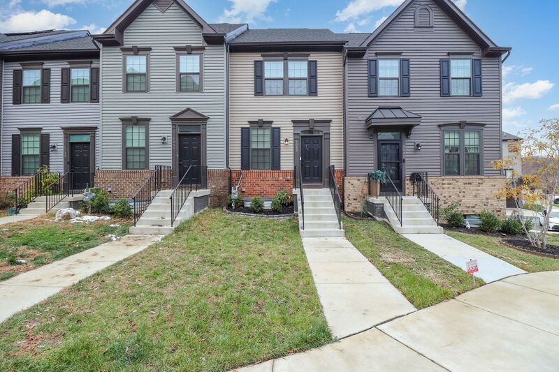 Fredericksburg House: 2042 Track Circle