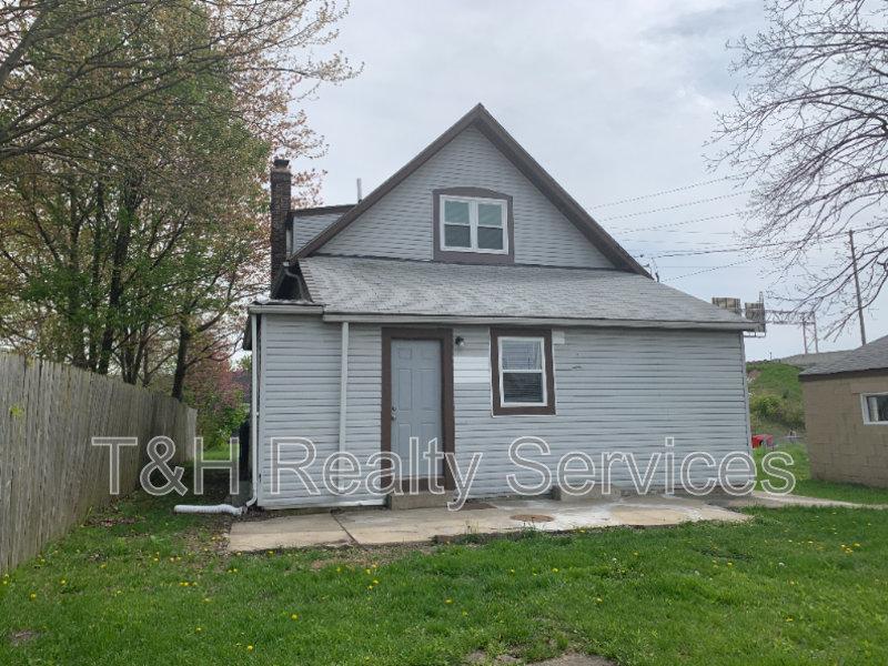 Indianapolis House: 1258 East Naomi Street