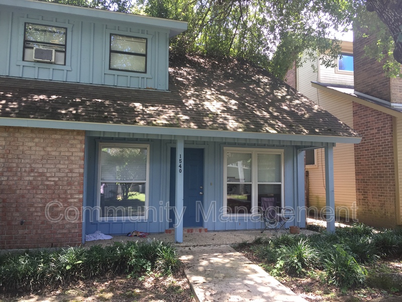 Baton Rouge Townhome: 1540 Sharlo Ave