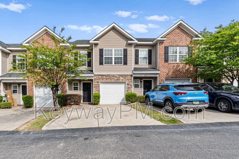 Augusta Townhome: 2055 Reserve Lane
