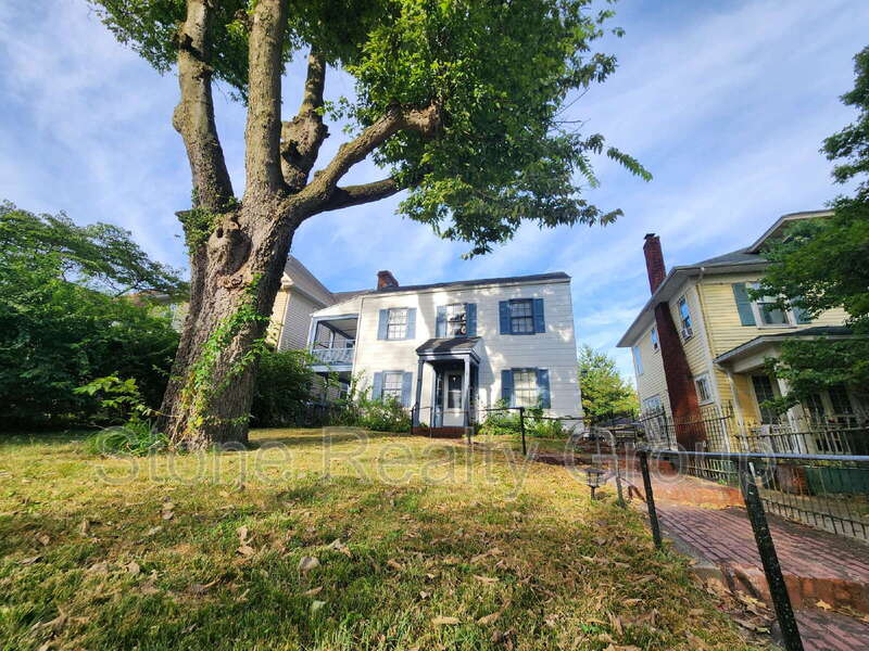 Terre Haute Condo: 1609 South 5th Street