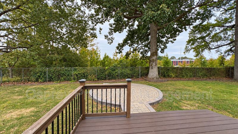 Beautifully Renovated 3-Bedroom Home in Virginia Beach! - Photo 25
