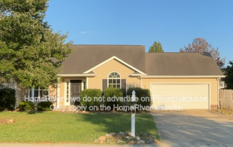 Indian Trail House: 2006 Cranston Crossing Pl