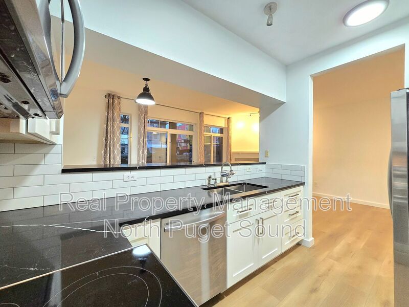 Bothell Condo: 18930 Bothell Everett Hwy