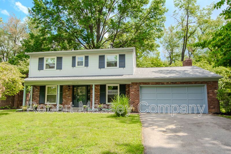 Louisville House: 1813 Crossgate Lane