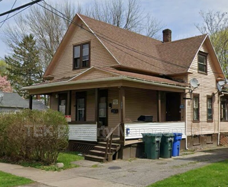 Rochester House: 202 4th Street-Down