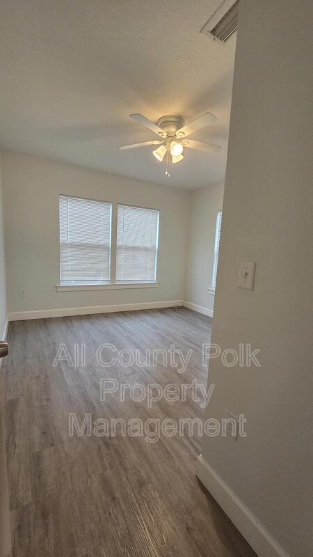 Main Rental Photo 17