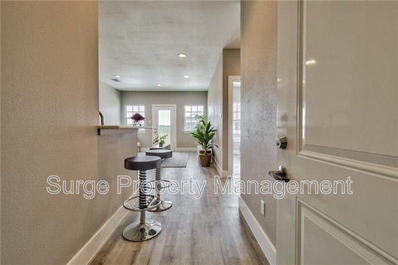 Euless Condo: 13601 Pinnacle Circle