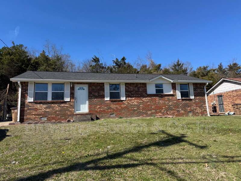 Nashville House: 544 Phipps Drive