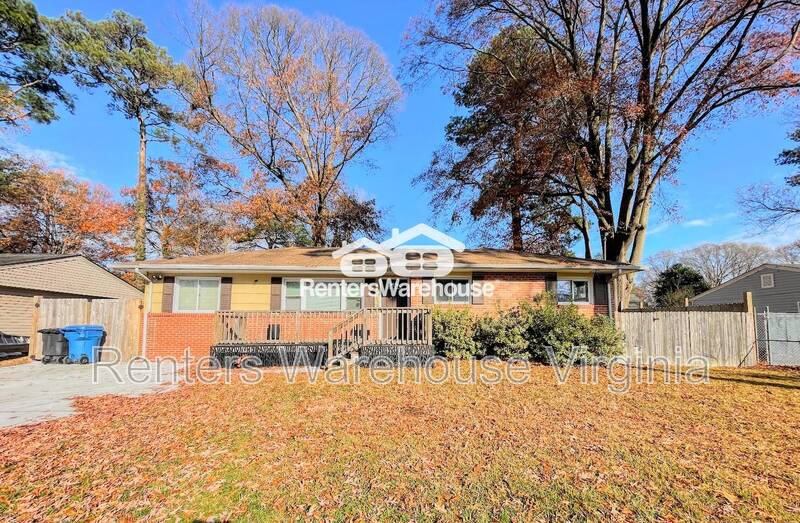 Virginia Beach House: 4940 Erskine Street