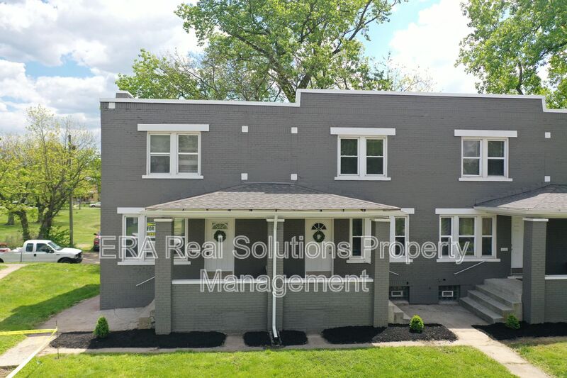 Columbus Townhome: 436 Columbian Ave