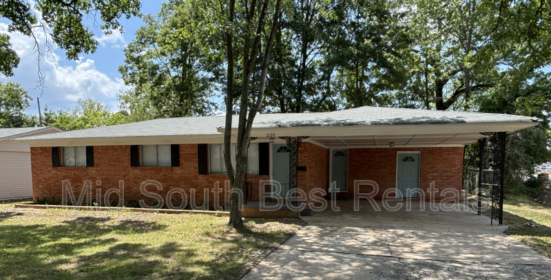 Little Rock House: 220 Sunnymeade Dr