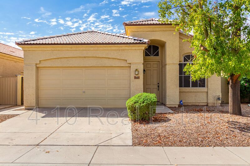 Chandler House: 3323 W. Megan Street