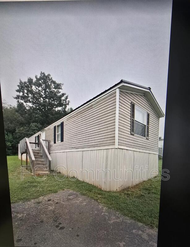 Morganton House: 1822 Willowberry Ln