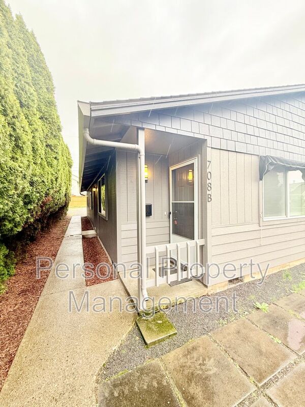 Vancouver Townhome: 708 W 31st St