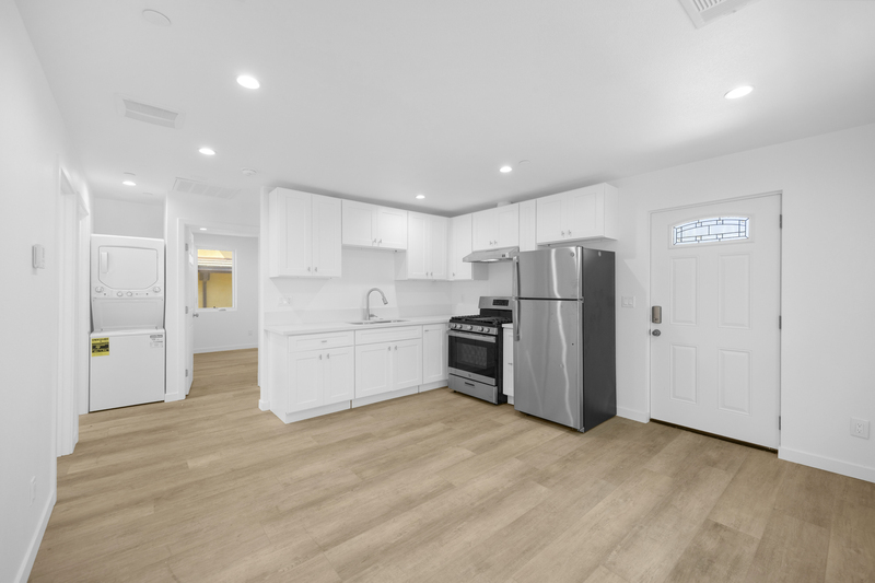 Redondo Beach Condo: 309 N Catalina Avenue