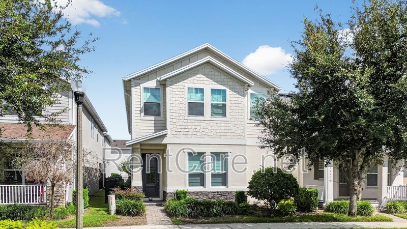 Winter Garden House: 15382 Arcadia Bluff Lp