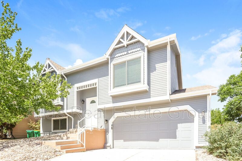 Request a Viewing for 8660 Bluegrass Circle Tenant Turner