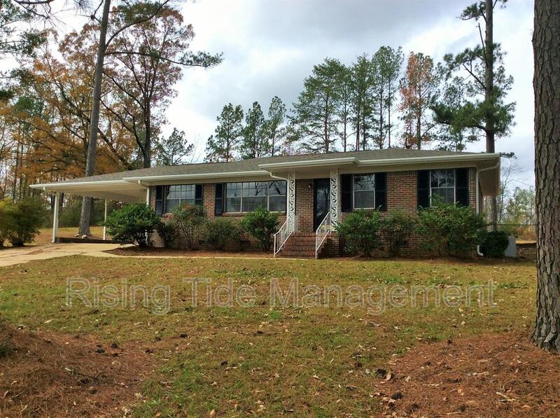 Bessemer House: 618 Pinedale Dr SW