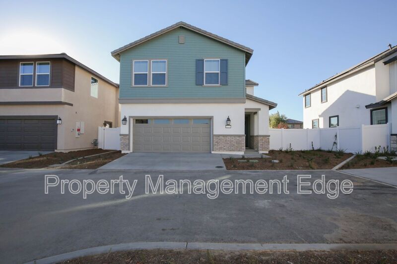 Menifee House: 30289 Adrift Lane