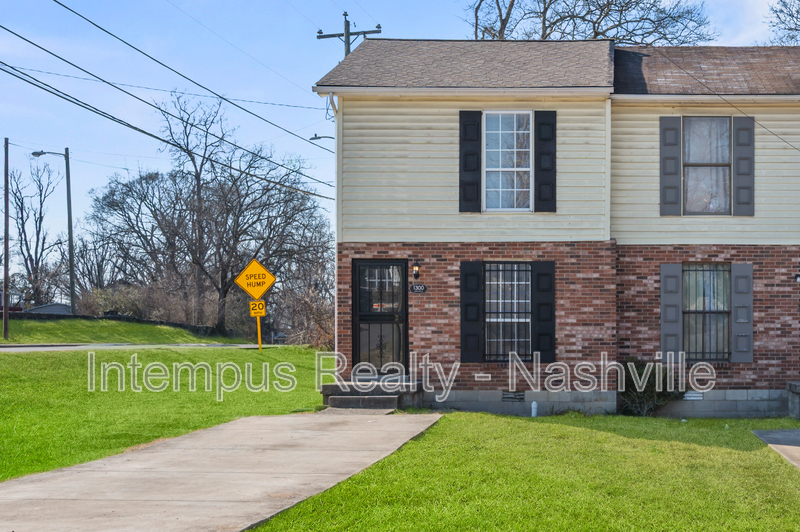 Nashville House: 1300 Aline Ave