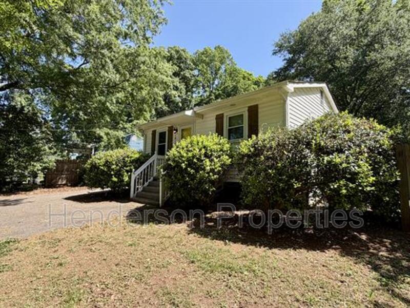 Gastonia House: 1014 1/2 S. Church St