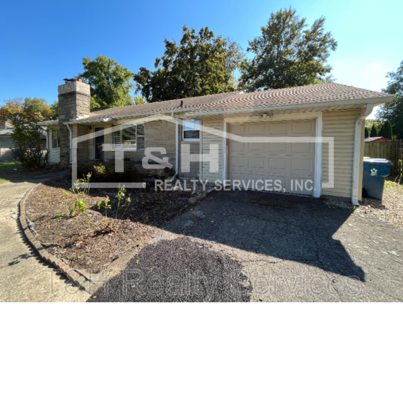 Indianapolis House: 9627 East 10th Street