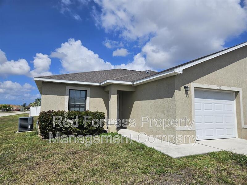 Cape Coral Condo: 542 SE 6th Pl