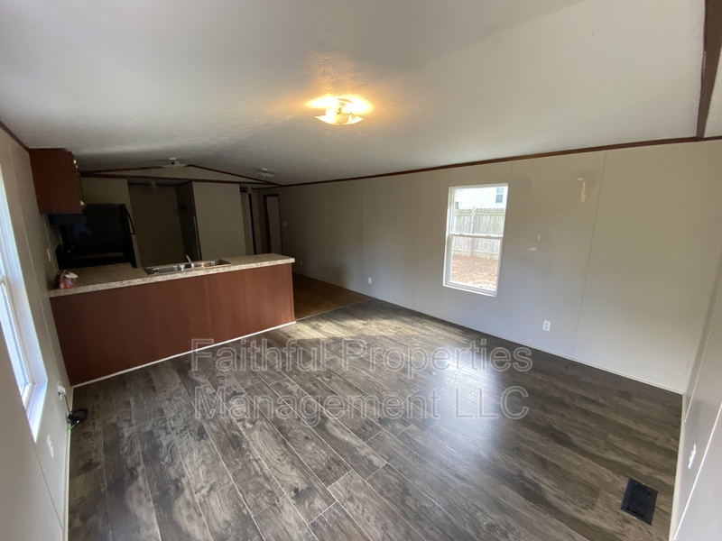 Arp House: 10315 County Road 2301